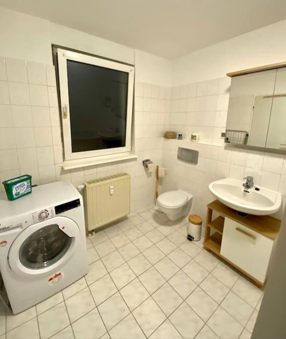 צוויקאו Stilvolle Ferienwohnung Mit Stellplatz Wlan Free Netflix Naehe Bahnhof מראה חיצוני תמונה